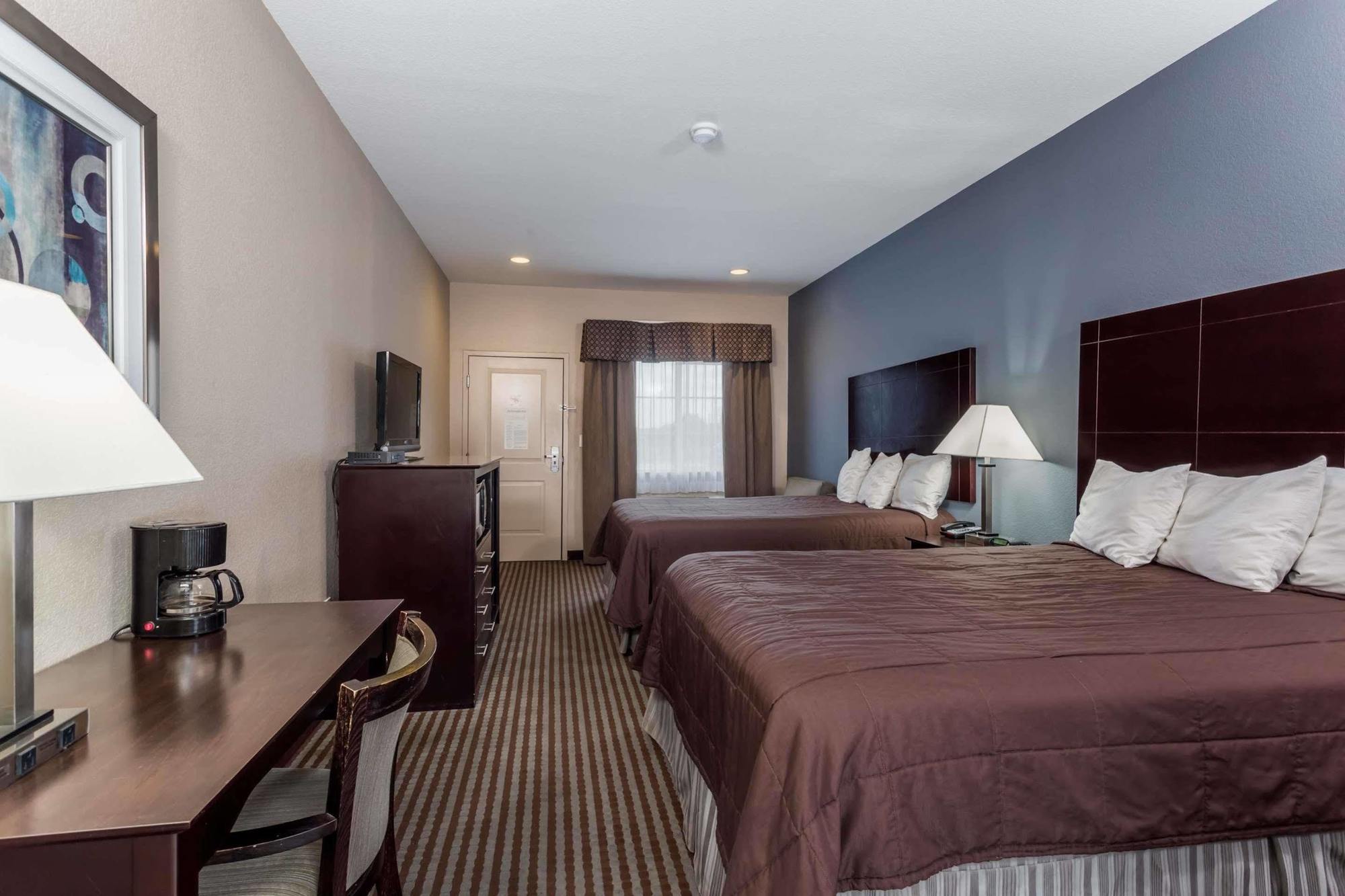 Atria Inn & Suites Three Rivers Buitenkant foto