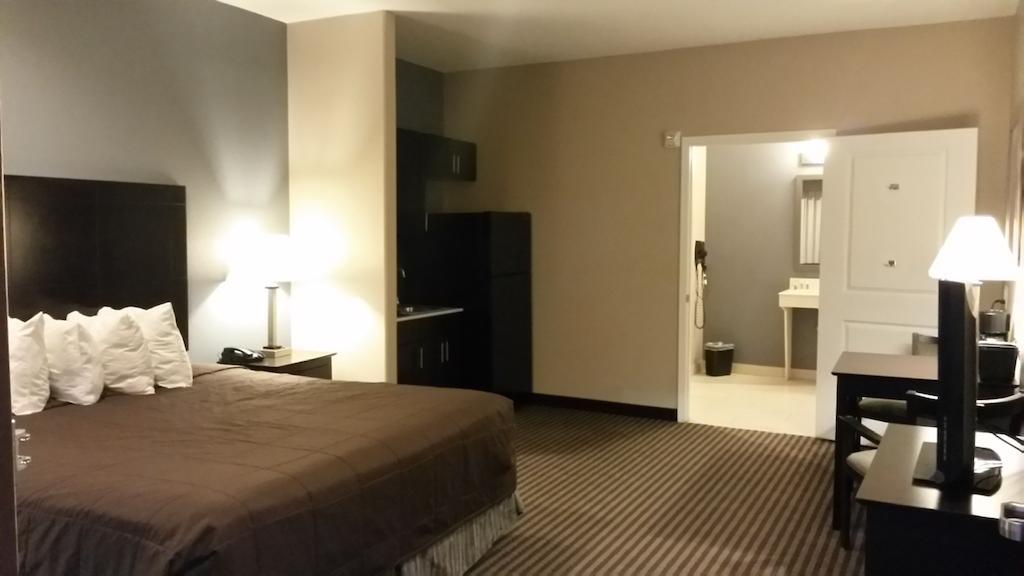 Atria Inn & Suites Three Rivers Buitenkant foto
